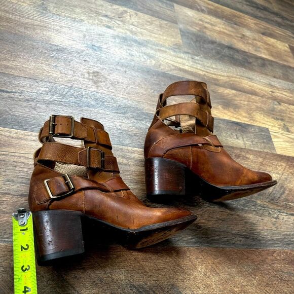 Freebird by Steven Rollin Bootie in Tan Size 6 - Picture 2 of 6